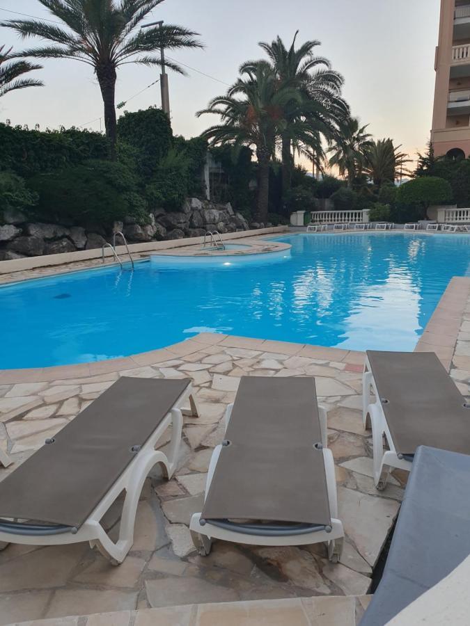 Appartement En Bord De Mer Канни Екстер'єр фото